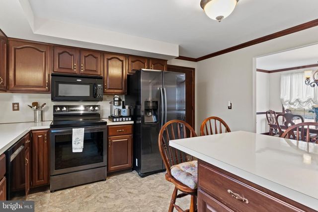 76 SHERWOOD CIRCLE, Enola, PA 17025