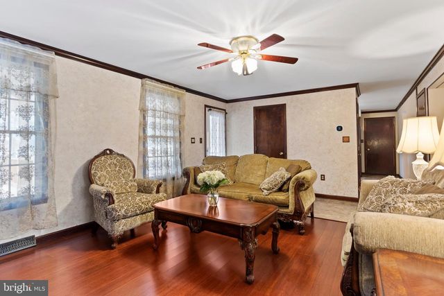 76 SHERWOOD CIRCLE, Enola, PA 17025