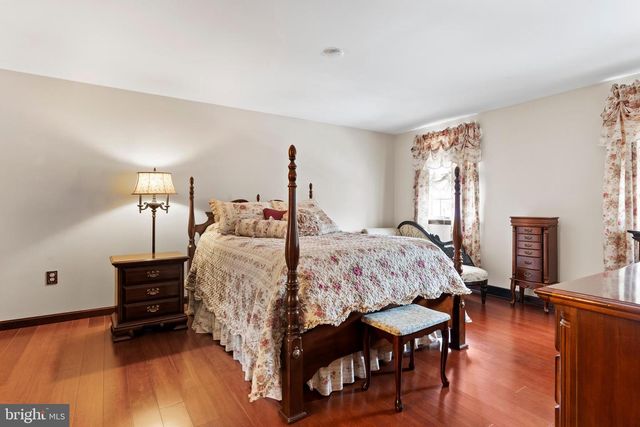 76 SHERWOOD CIRCLE, Enola, PA 17025