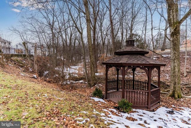 76 SHERWOOD CIRCLE, Enola, PA 17025