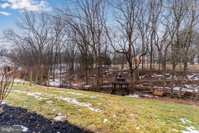 76 SHERWOOD CIRCLE, Enola, PA 17025