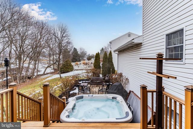 76 SHERWOOD CIRCLE, Enola, PA 17025