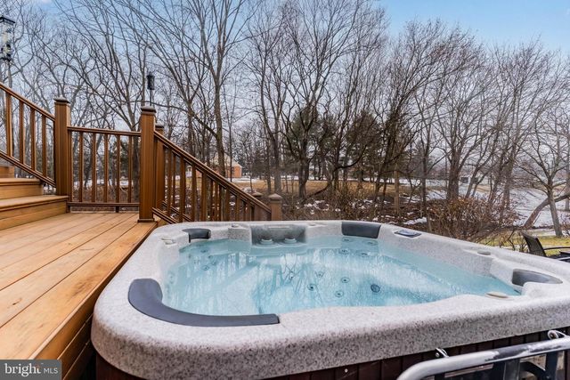 76 SHERWOOD CIRCLE, Enola, PA 17025