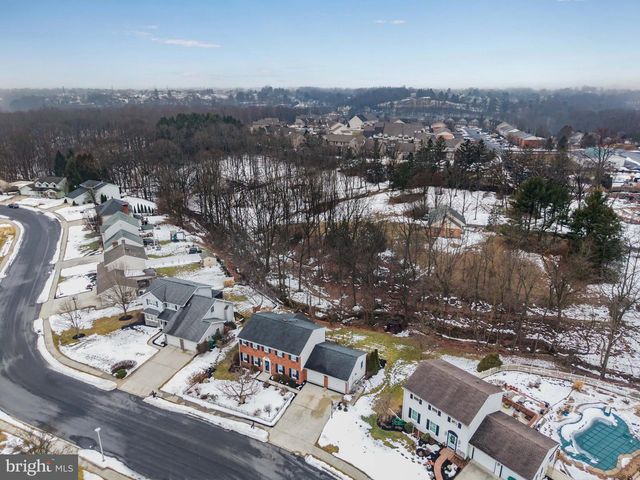 76 SHERWOOD CIRCLE, Enola, PA 17025