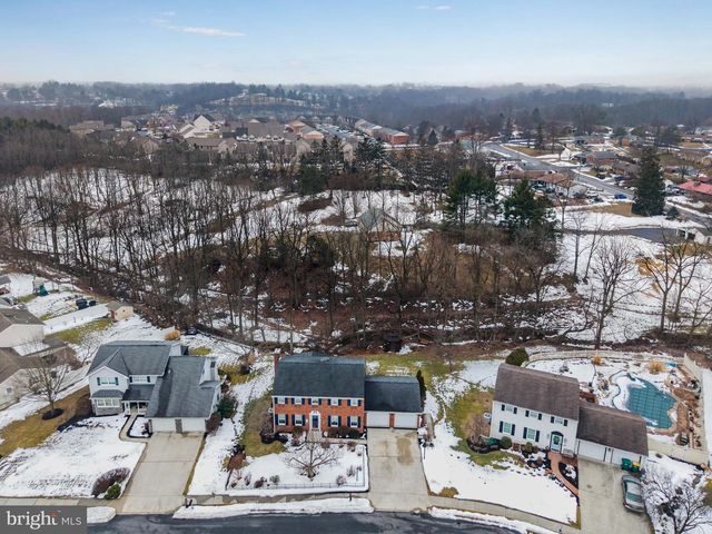 76 SHERWOOD CIRCLE, Enola, PA 17025