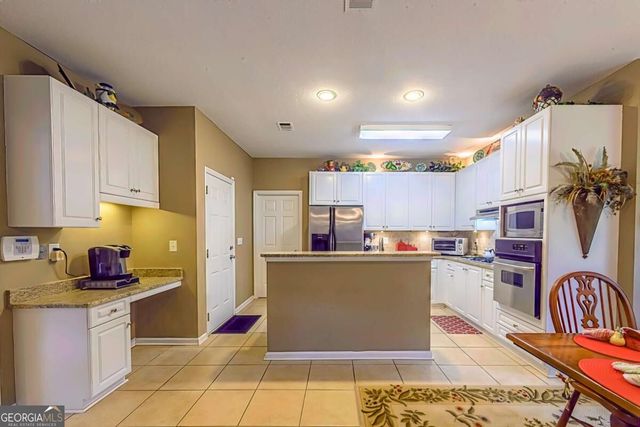 2140 Soft Pine Lane, Acworth, GA 30102