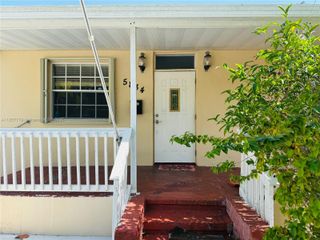 5834 SW 66th St, South Miami, FL 33143