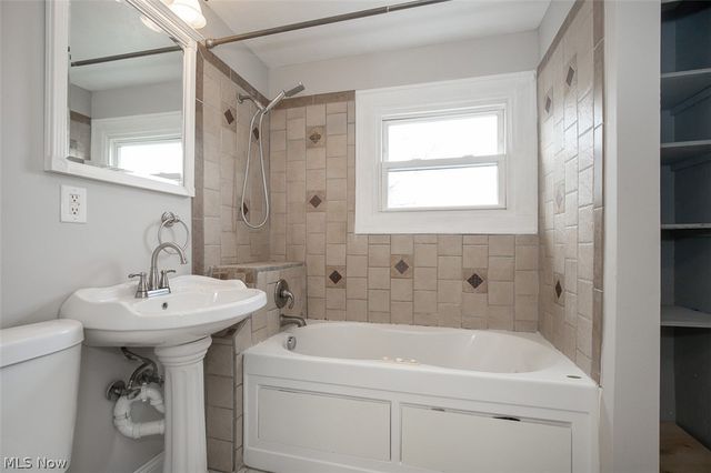 1240 Tulip Street, Akron, OH 44301