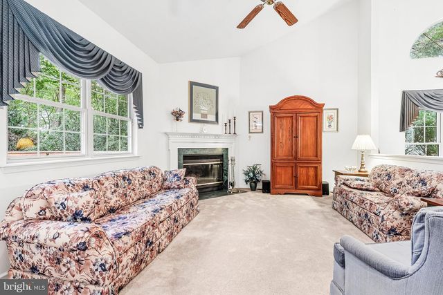 149 HOOTON RD, Mt Laurel, NJ 08054
