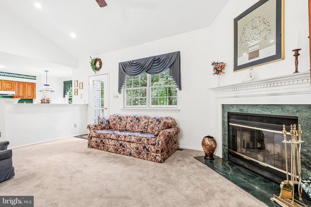 149 HOOTON RD, Mt Laurel, NJ 08054