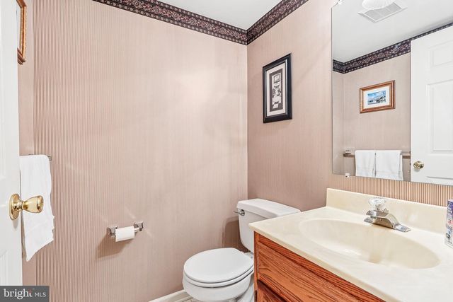 149 HOOTON RD, Mt Laurel, NJ 08054