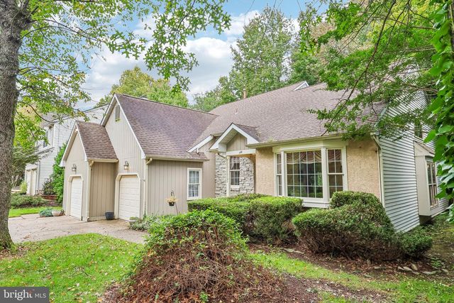 149 HOOTON RD, Mt Laurel, NJ 08054