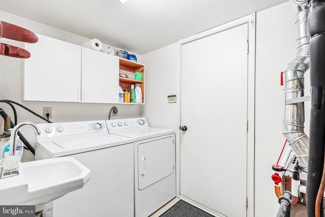 149 HOOTON RD, Mt Laurel, NJ 08054