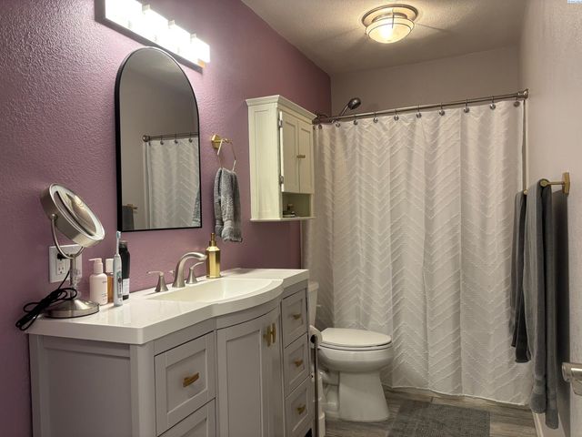 135 NW Robert St, Pullman, WA 99163