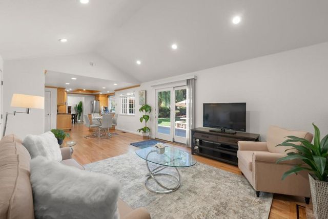 5274 Sunny Orchard Lane, San Jose, CA 95135