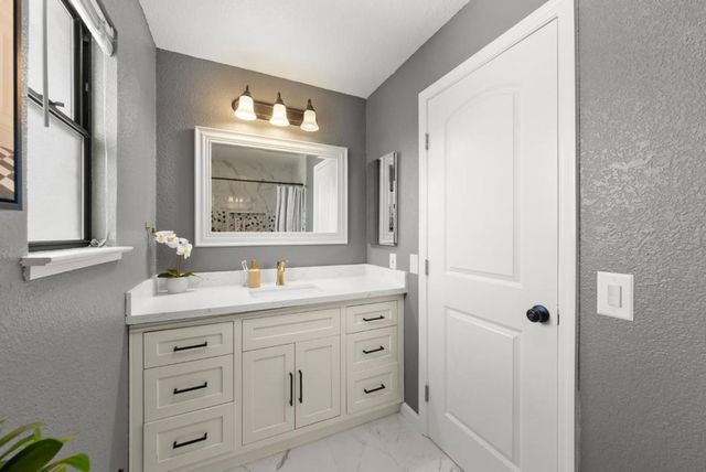 5274 Sunny Orchard Lane, San Jose, CA 95135