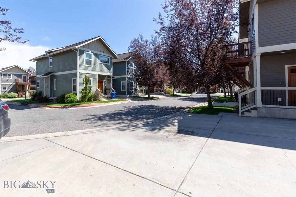 3335 N 27th 11, Bozeman, MT 59718