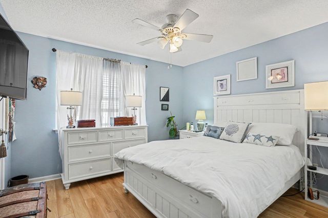 618 3rd Ave S Apt 3A, North Myrtle Beach, SC 29582