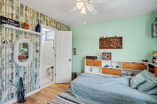 618 3rd Ave S Apt 3A, North Myrtle Beach, SC 29582