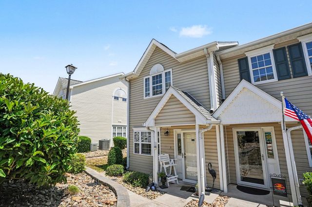 618 3rd Ave S Apt 3A, North Myrtle Beach, SC 29582