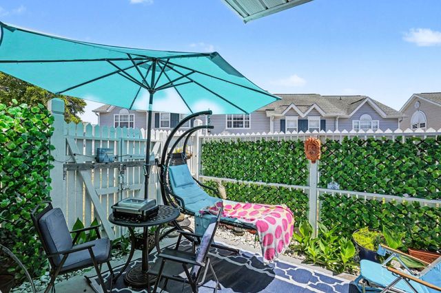618 3rd Ave S Apt 3A, North Myrtle Beach, SC 29582