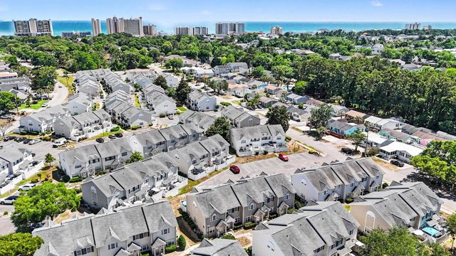 618 3rd Ave S Apt 3A, North Myrtle Beach, SC 29582