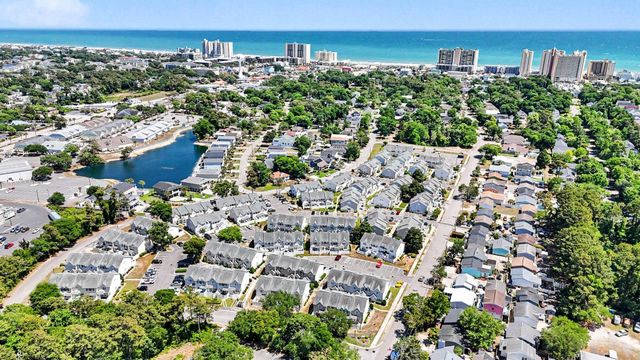 618 3rd Ave S Apt 3A, North Myrtle Beach, SC 29582