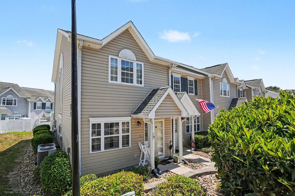 618 3rd Ave S Apt 3A, North Myrtle Beach, SC 29582