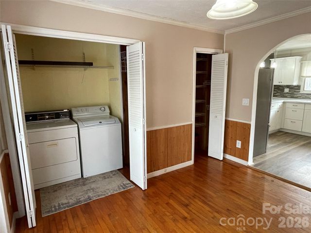 121 Randolph Road, Dallas, NC 28034