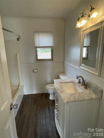 121 Randolph Road, Dallas, NC 28034