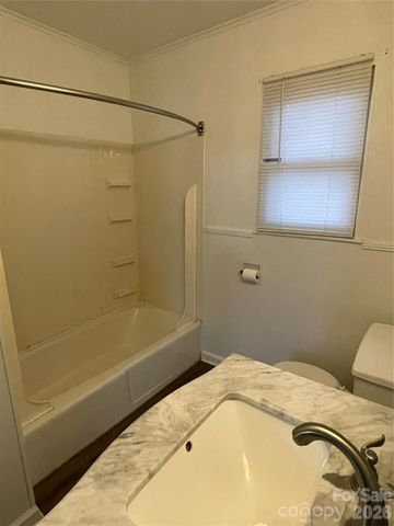 121 Randolph Road, Dallas, NC 28034