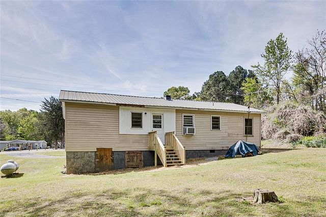 7906 Nc Highway 42, Ramseur, NC 27316