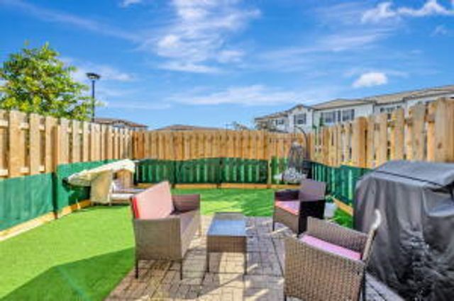 12227 NW 23rd Path, Miami, FL 33167