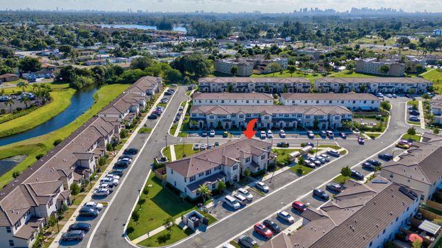 12227 NW 23rd Path, Miami, FL 33167