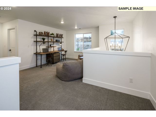 12465 Sw Trask St, Beaverton, OR 97007