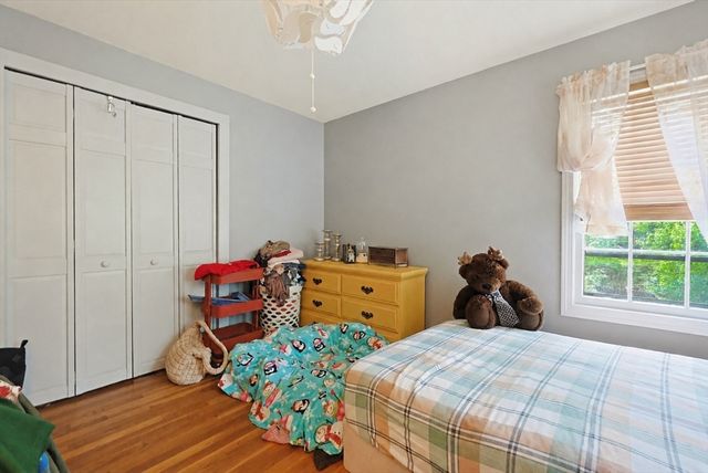 1093 Wachusett St, Holden, MA 01520