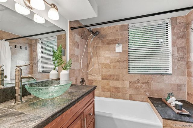 2102 W 31st Avenue, Denver, CO 80211