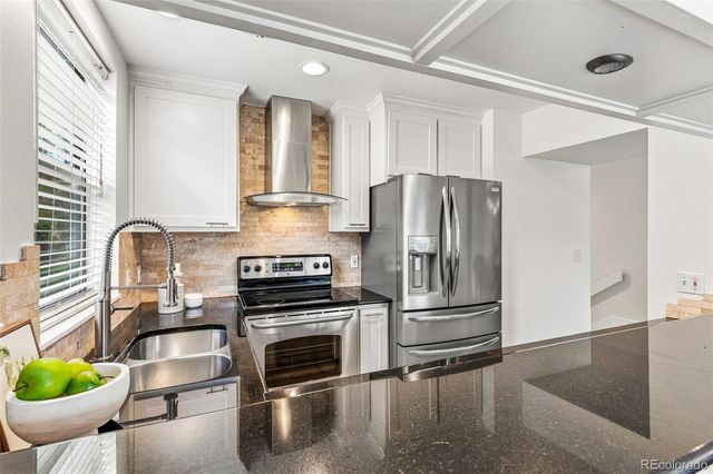 2102 W 31st Avenue, Denver, CO 80211