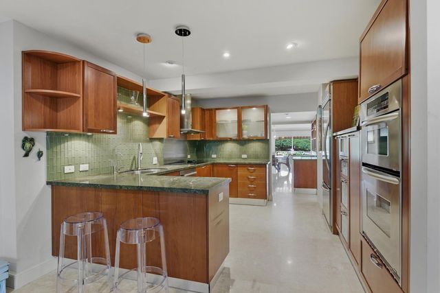 1172 Hillsboro Mile 2-4, Hillsboro Beach, FL 33062