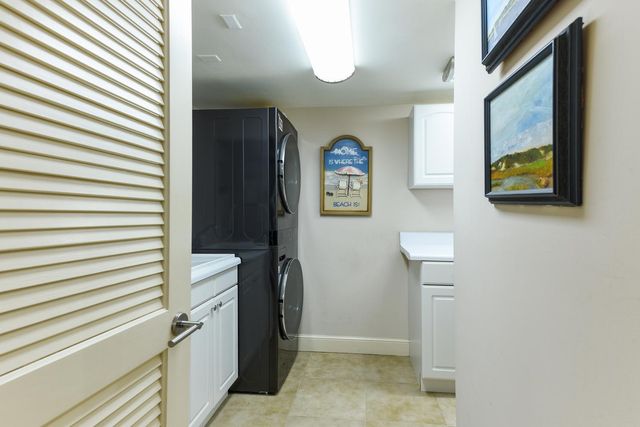 1172 Hillsboro Mile 2-4, Hillsboro Beach, FL 33062