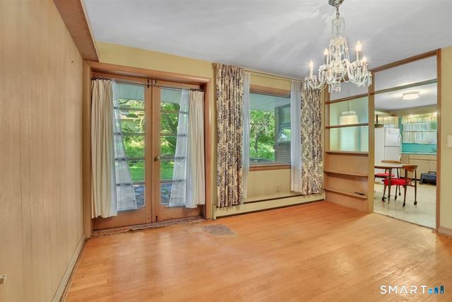 47 May Street, Bristol, CT 06010
