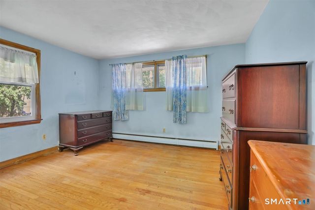 47 May Street, Bristol, CT 06010