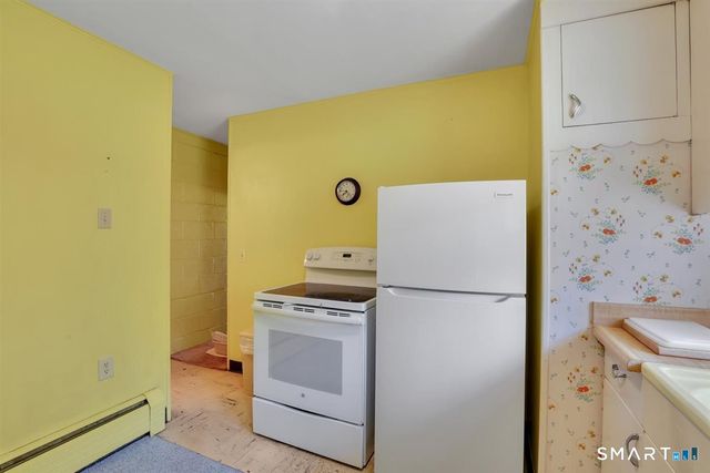 47 May Street, Bristol, CT 06010