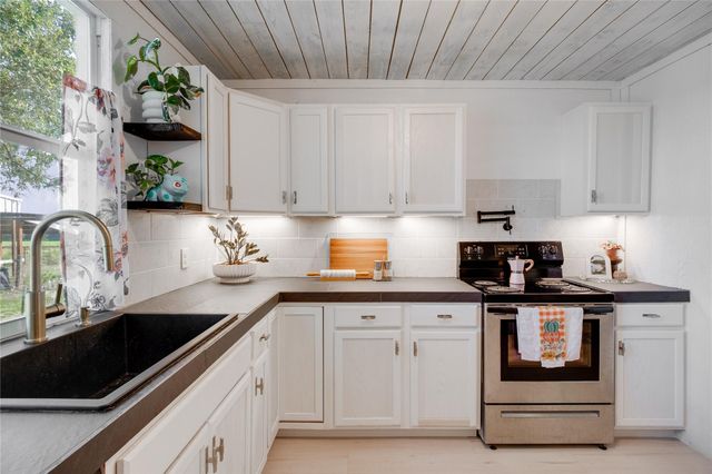 630 County Road 1855, Grapeland, TX 75844