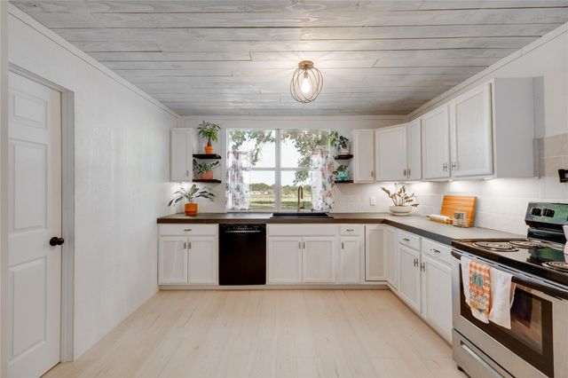 630 County Road 1855, Grapeland, TX 75844