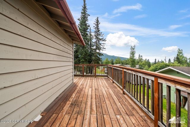 10845 Anvik Circle, Eagle River, AK 99577