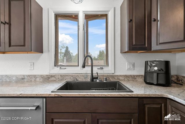10845 Anvik Circle, Eagle River, AK 99577