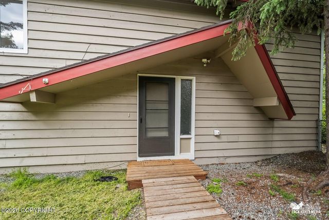 10845 Anvik Circle, Eagle River, AK 99577