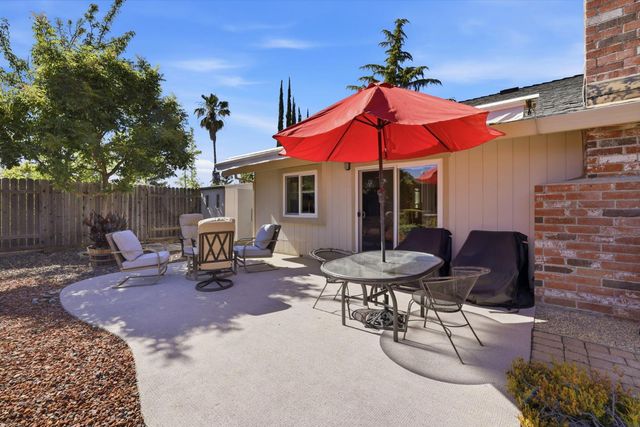 104 Palabra, Folsom, CA 95630