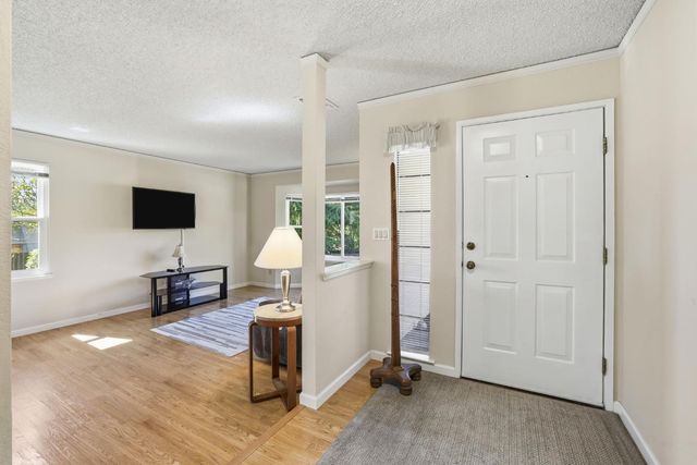 104 Palabra, Folsom, CA 95630